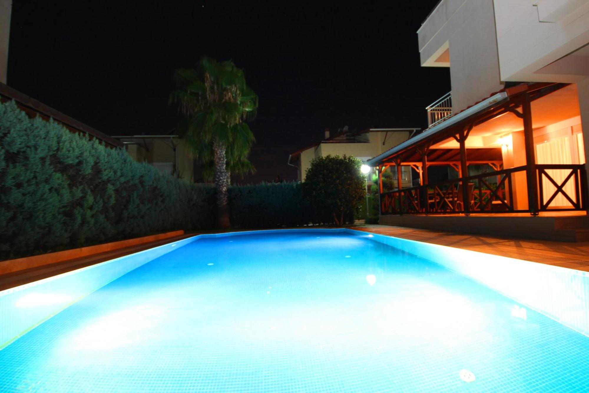 Paradise Town Villa Lucky Belek Luaran gambar