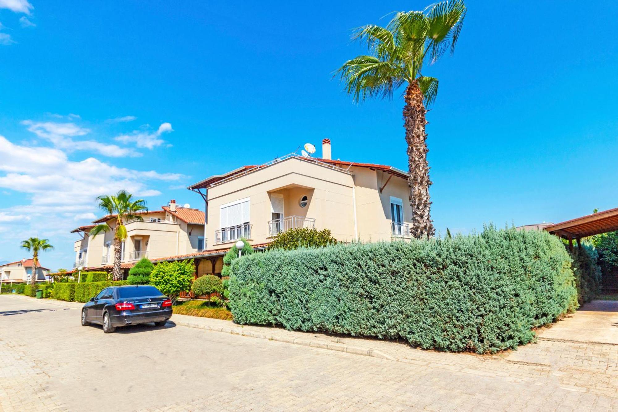 Paradise Town Villa Lucky Belek Luaran gambar