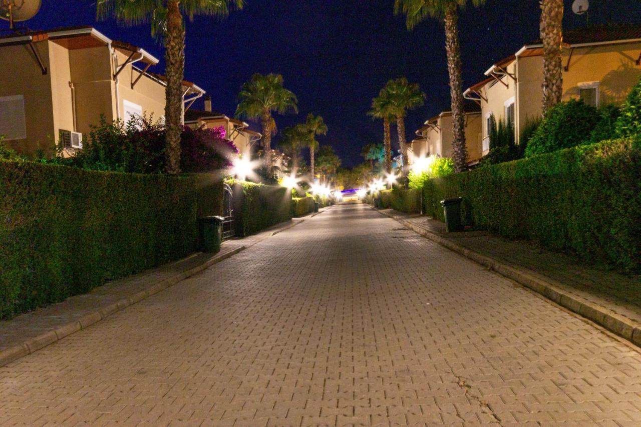 Paradise Town Villa Lucky Belek Luaran gambar